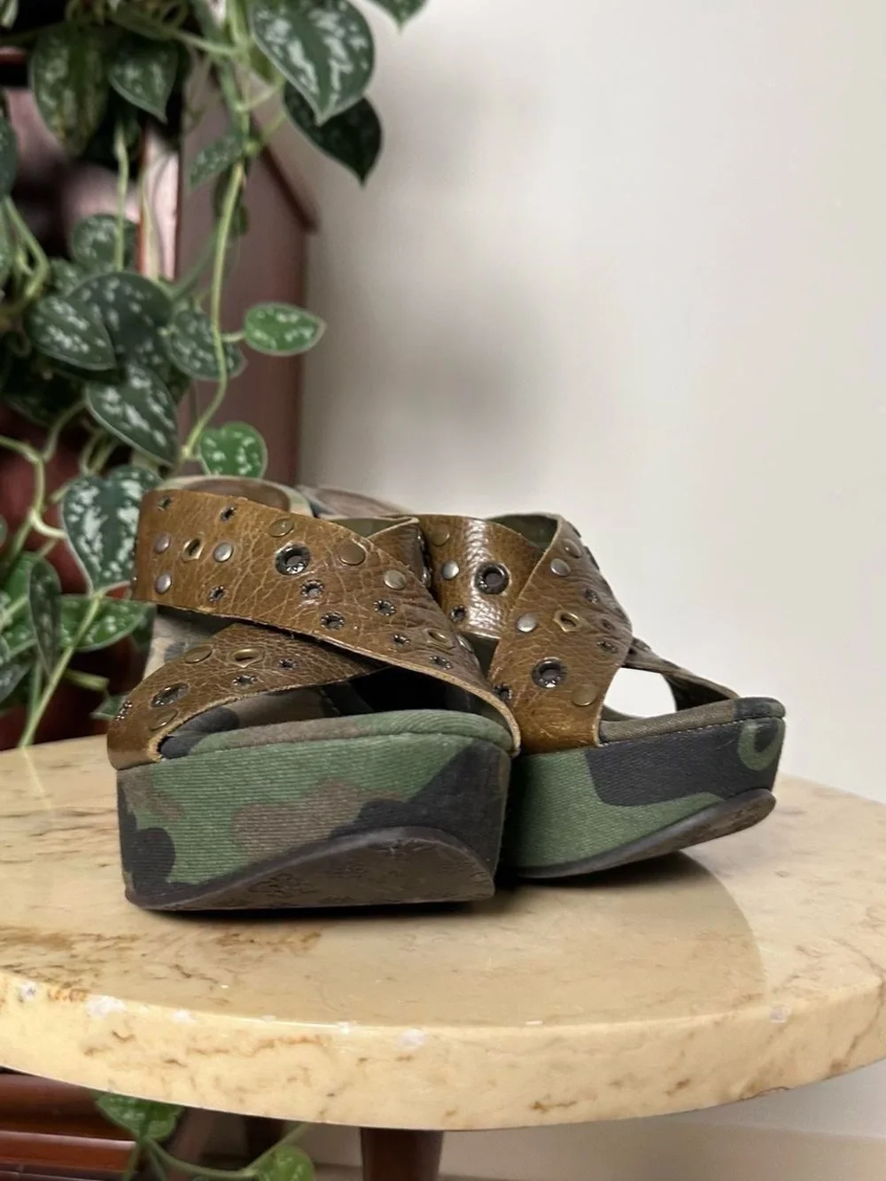 Vintage early 2000s studded detail wedge platform camo heels
